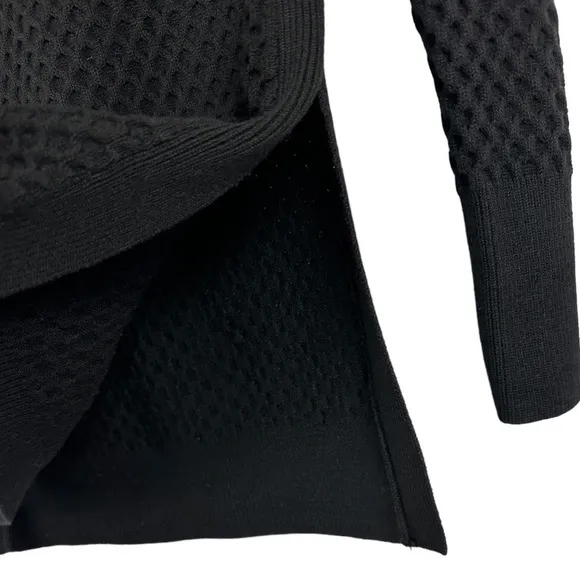 Athelta Womens Merino Wool Honeycomb Pullover Sweater Size XS Black Long Sleeve