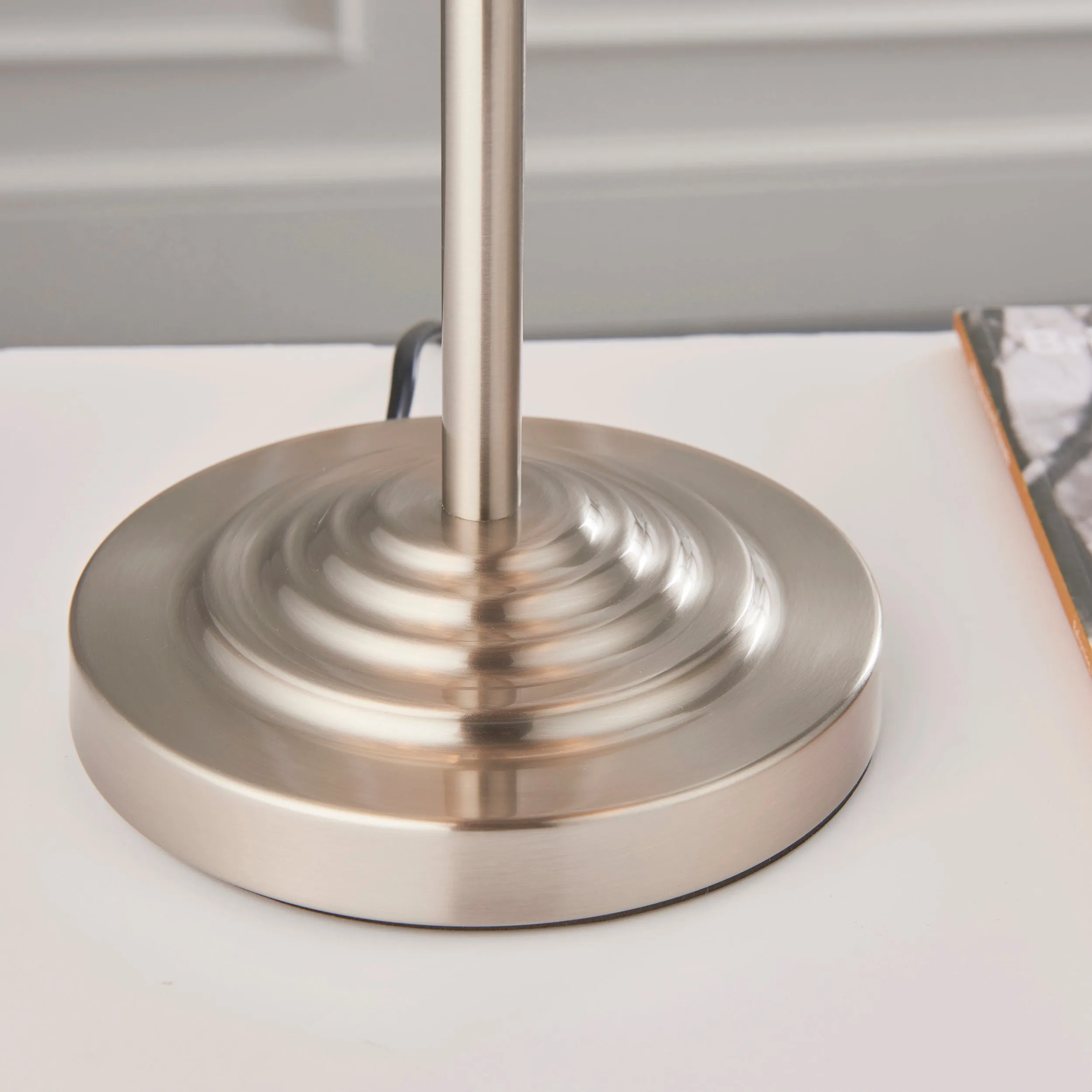 Endon 94369 Highclere 3lt Table Brushed chrome plate & natural linen 3 x 18W E14 Eco golf (Required)