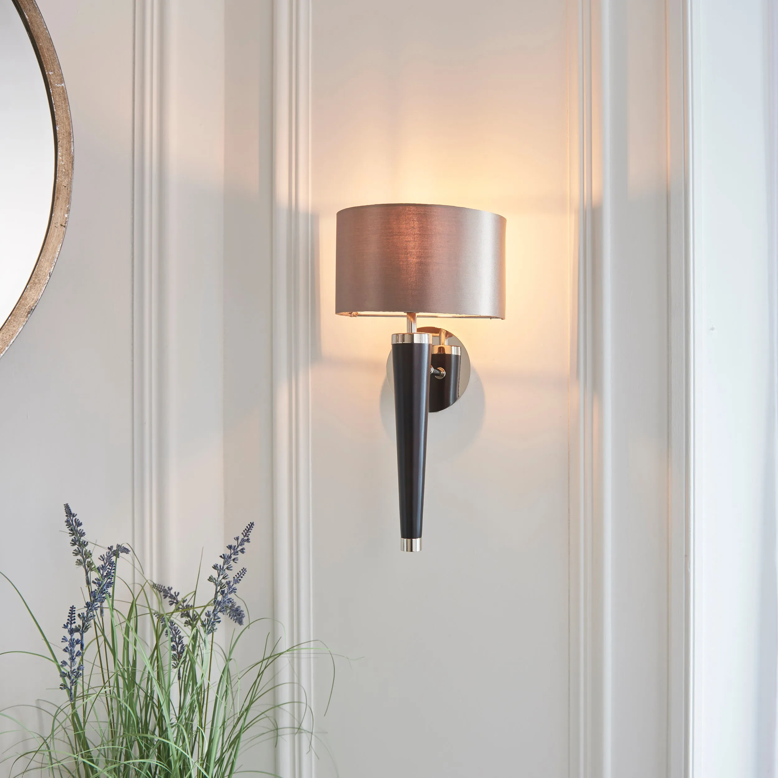 Endon CORVINA-1WB Corvina 1lt Wall Dark wood, bright nickel plate & mink fabric 40W E14 golf (Required)