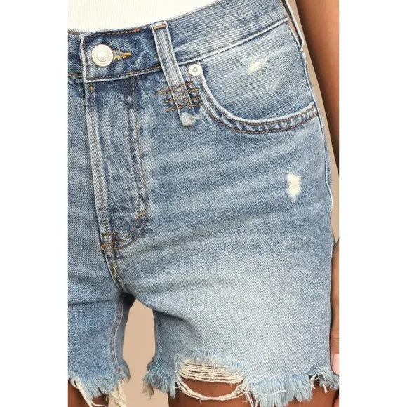 Free People Makai Cut Off Jean Shorts 31 Blue Denim Raw Hem Distress Faded New