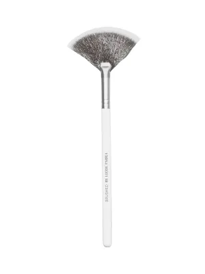 HIGHLIGHTER BRUSH