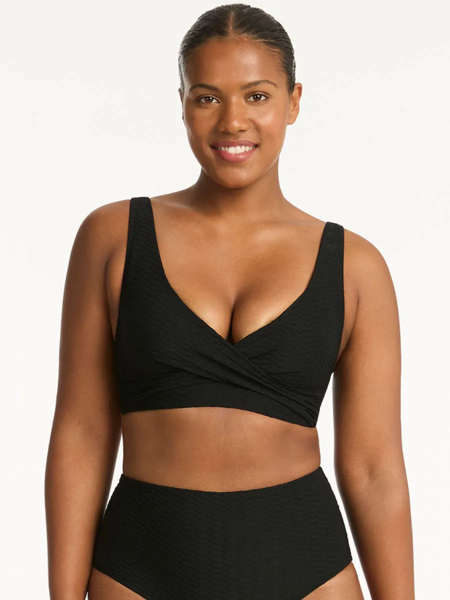 Honeycomb Cross Front Multift Top in Black