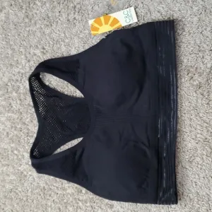 New C&amp;C Women sport bra running gym hiking lightweight padding inseart sz M