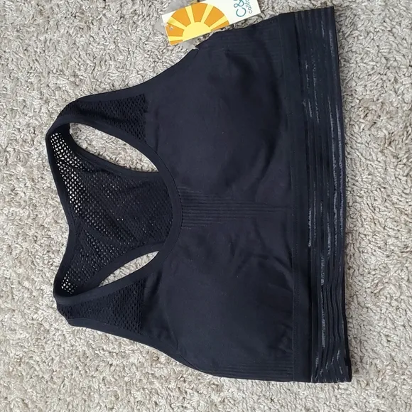 New C&amp;C Women sport bra running gym hiking lightweight padding inseart sz M