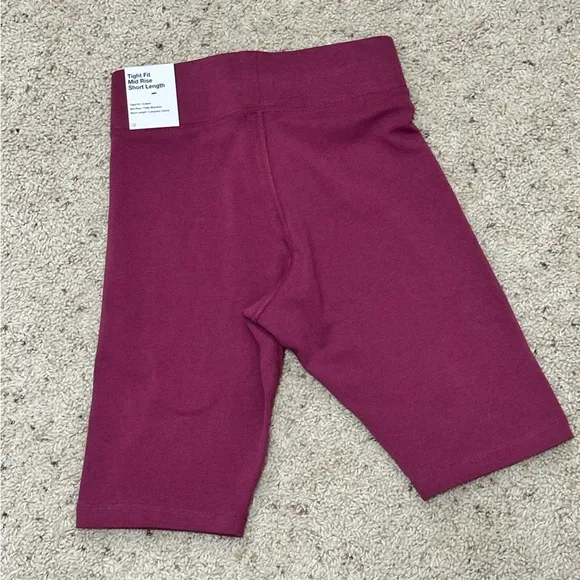 NEW Nike Sportswear Essential Womens Mid-Rise 10&quot; Biker Shorts - Size XS…