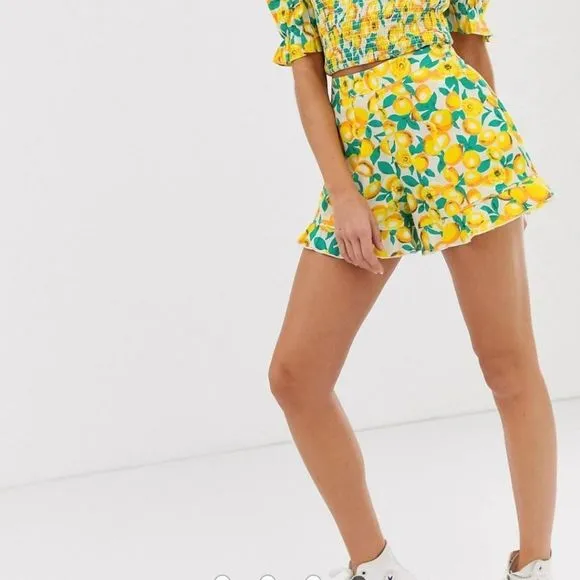NEW ASOS• Wednesday's Girl Lemon Print Ruffled Bloomer Shorts