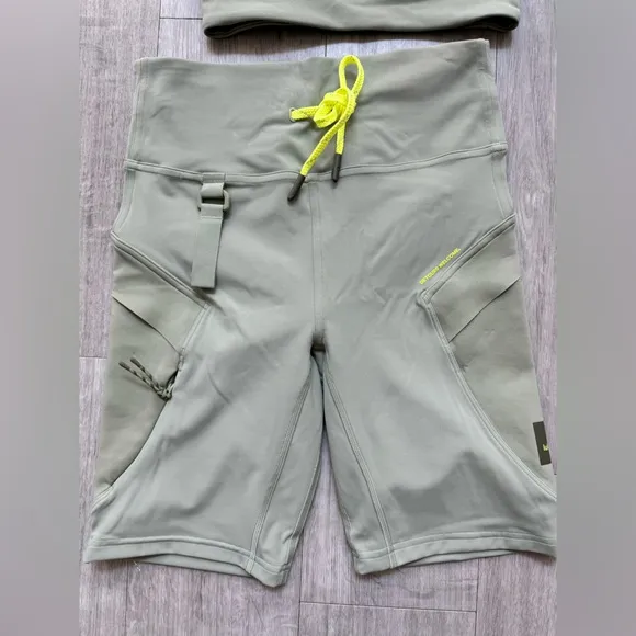 NWT Lululemon bundle- Cargo Hiking Short &amp; Energy High-Neck Longline Bra