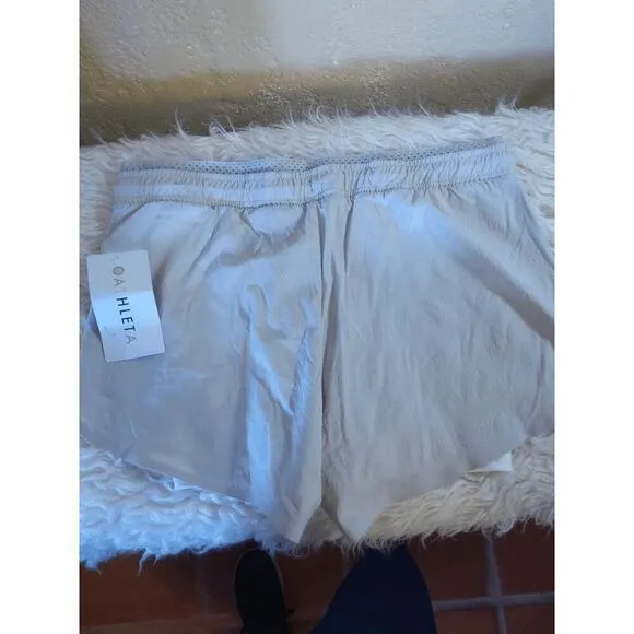 NWT Size 10 Athleta TREKKIE CREST 2 IN 1 SHORTIE