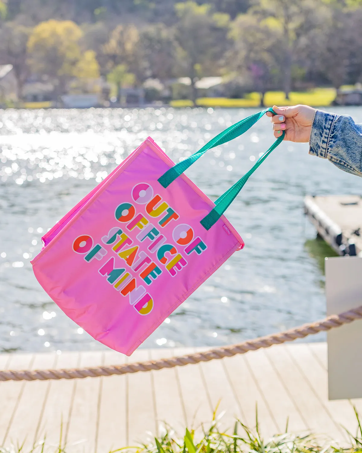 OOO STATE OF MIND INSULATED TOTE BAG