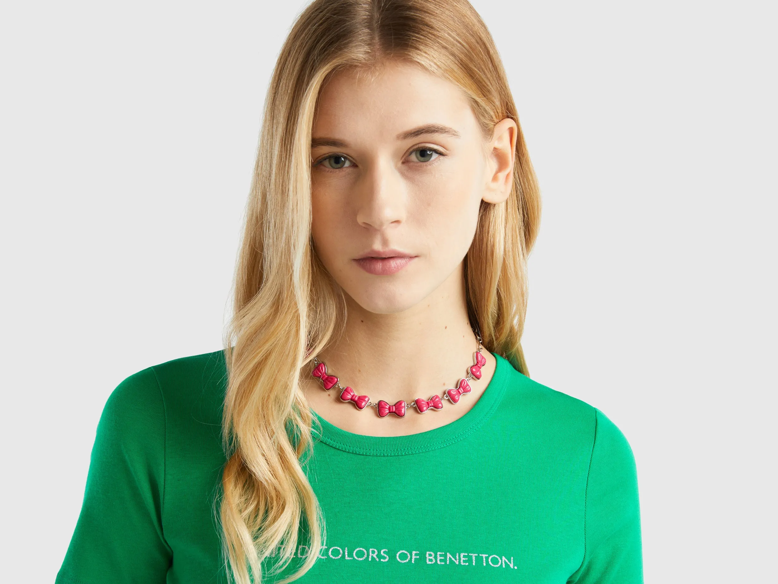 Patterned Clasp Necklace