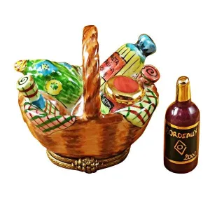 Picnic Basket with Bottle
