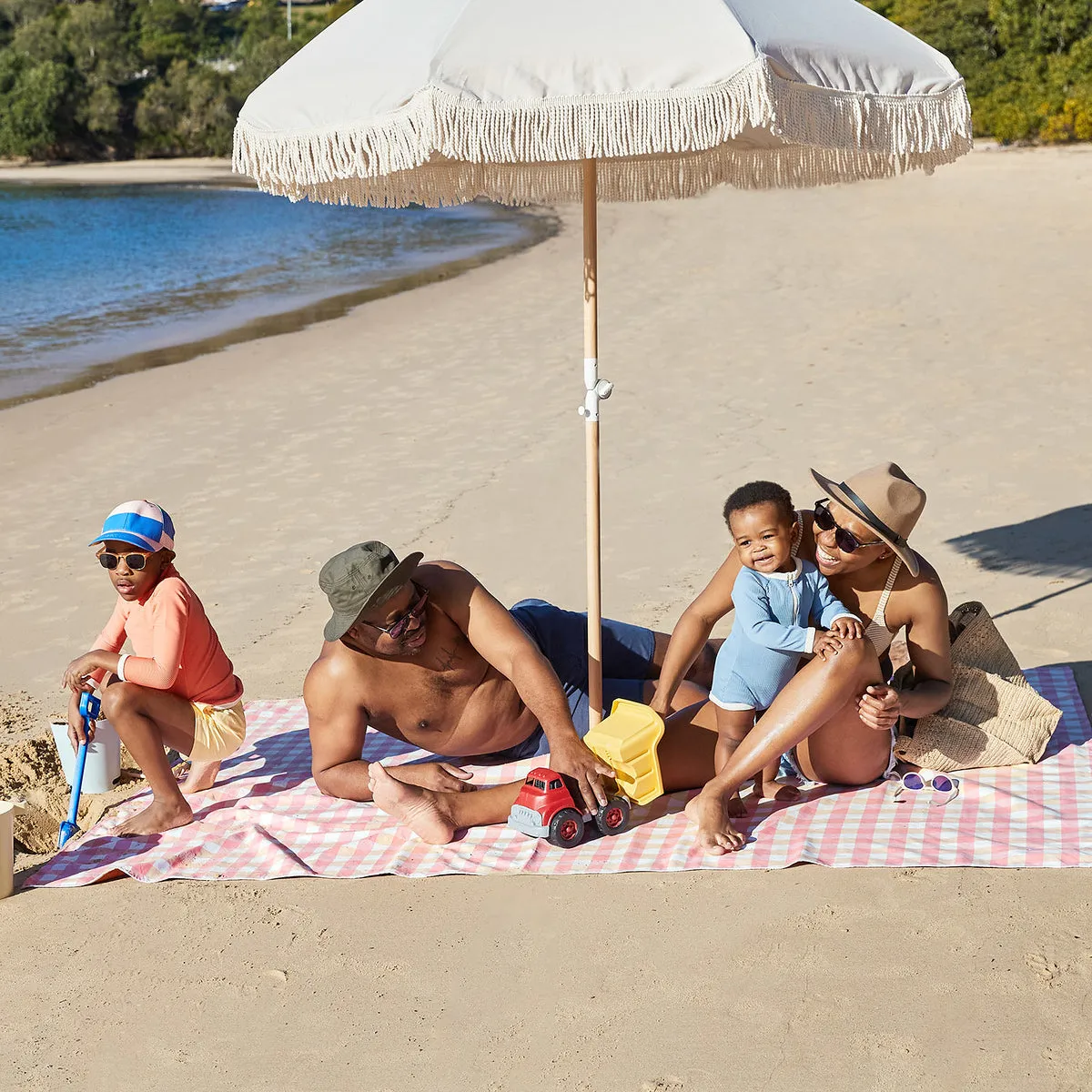 Picnic Blanket - Strawberries & Cream - Dock & Bay