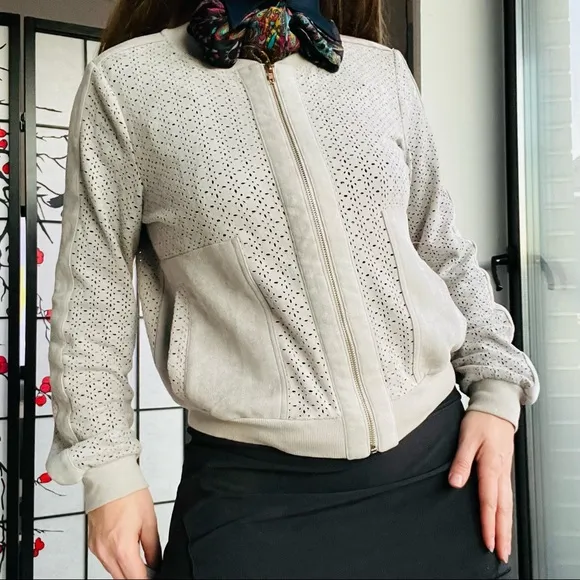 Pookie &amp; Sebastian Faux Suede FLOWER Symmetric Breathe Eyelet Ribbed Gray Jacket