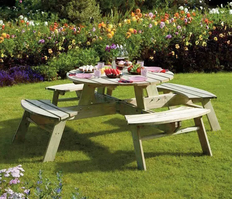 Round Picnic Table