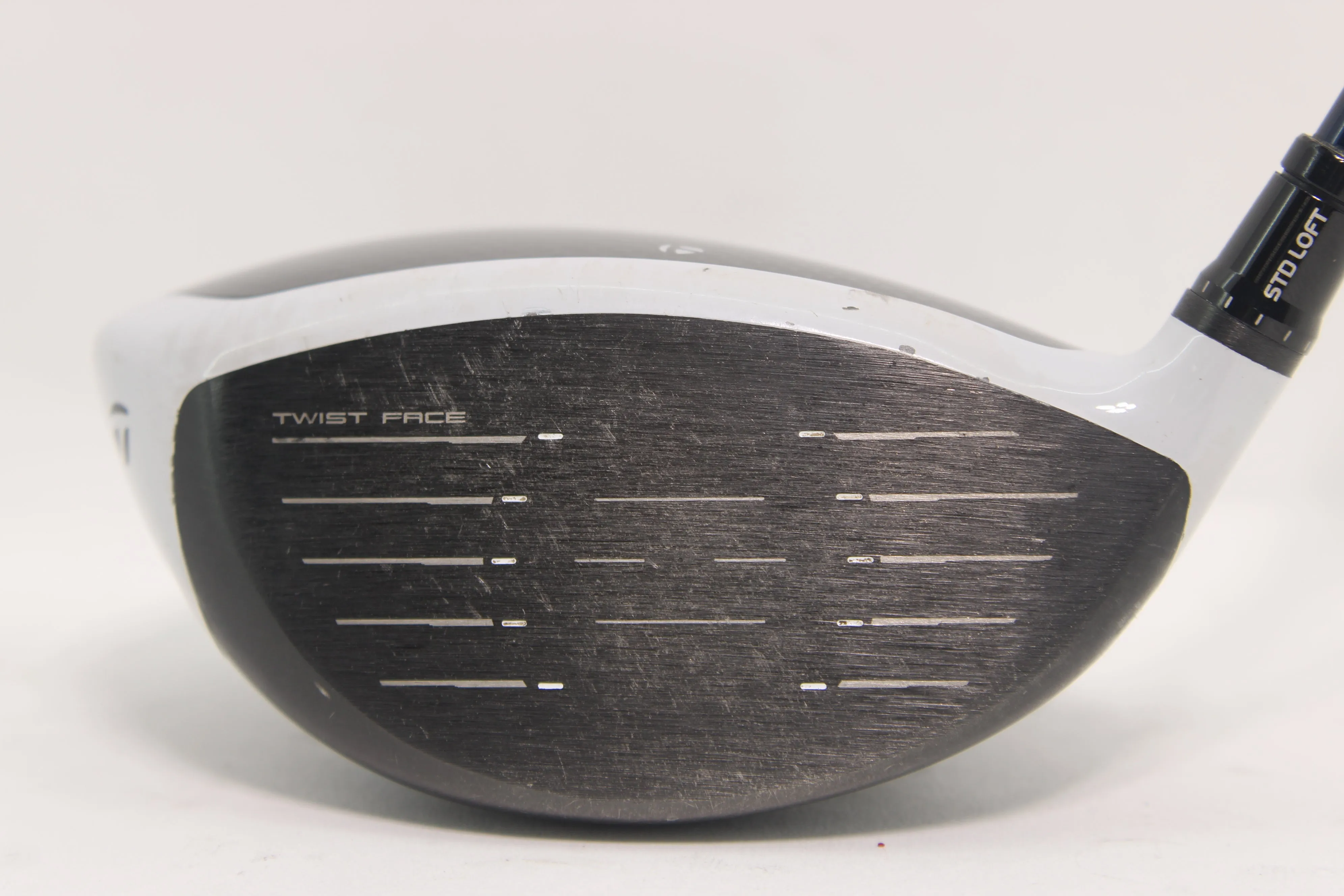 TaylorMade Sim 2 Max 9 Degree Driver Right Handed With Fujikura Ventus Blue 6/s Velcore Pre-Owned
