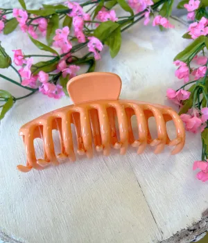The Claudette Clip, Orange