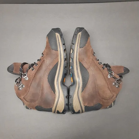 TIMBERLAND PAWTUCKWAY BROWN LEATHER ANKLE LACE UP HIKER OUTDOOR SIZE YOUTH 1.5