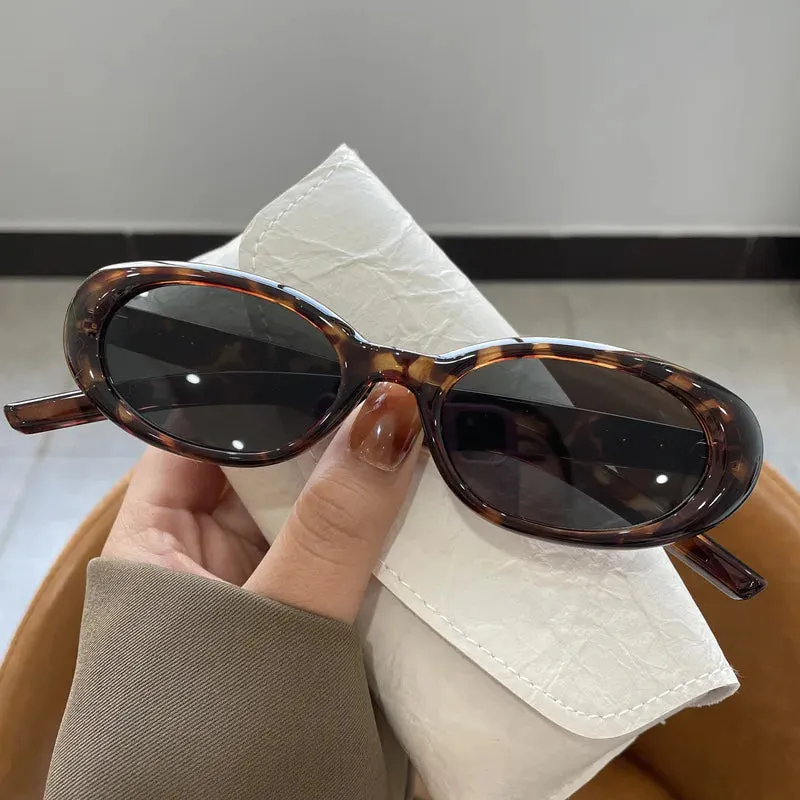 Vintage Oval Frame Sunglasses